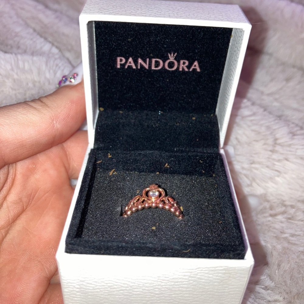 Pandora Tiara Princess Ring